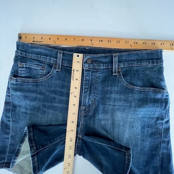 Levi's Relaxed Fit Denim Jean Shorts Women's Size 32 Medium Blue Wash Stretchy - Picture 5 of 8